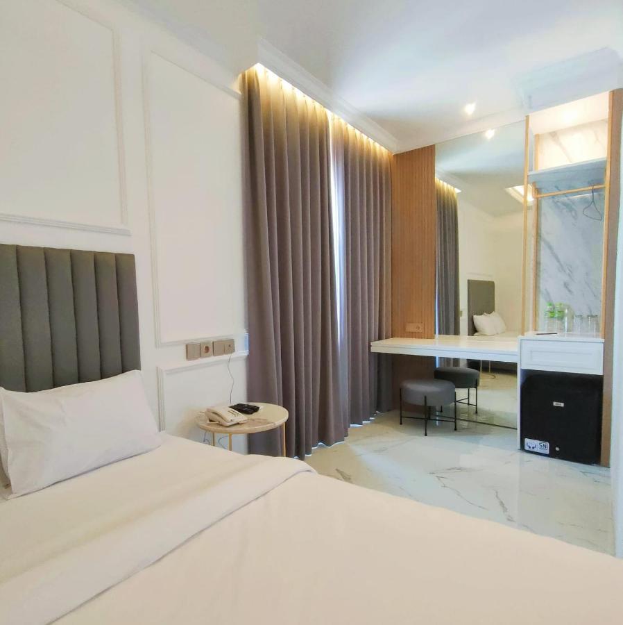 Kala Hotel Semarang Jomblang Exterior photo
