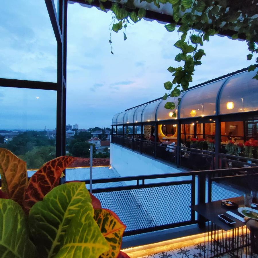 Kala Hotel Semarang Jomblang Exterior photo